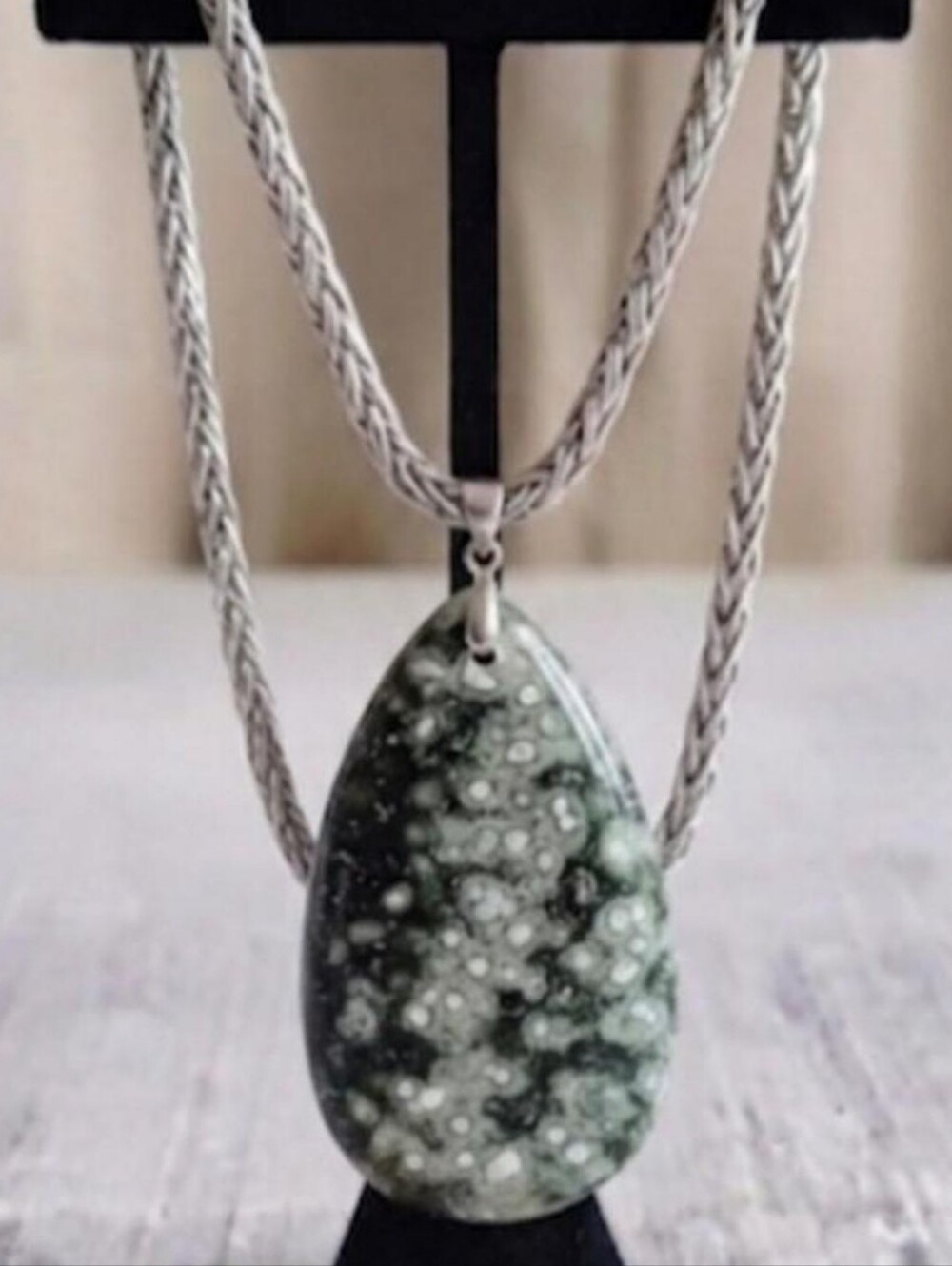 New Rare 8th Vein Jasper Polished Pendant-Madagascar Made-Beautiful! Offers 👍